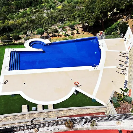 Spectacular Views - Luxury In - Hills דירה מארבלה