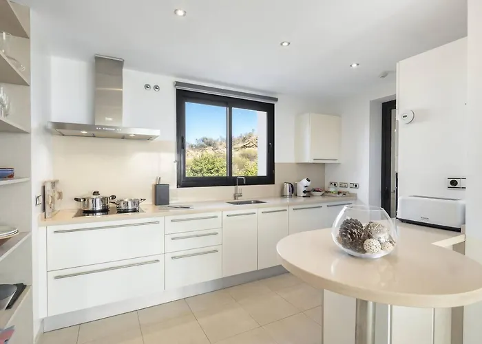 Hills: Vistas Espectaculares Y Lujo *