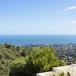 Hills: Vistas Espectaculares Y Lujo Μαρμπέλλα